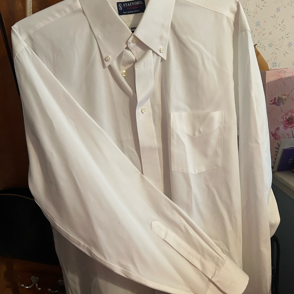 Stafford Classic White Men’s Button-Down Dress Shirt